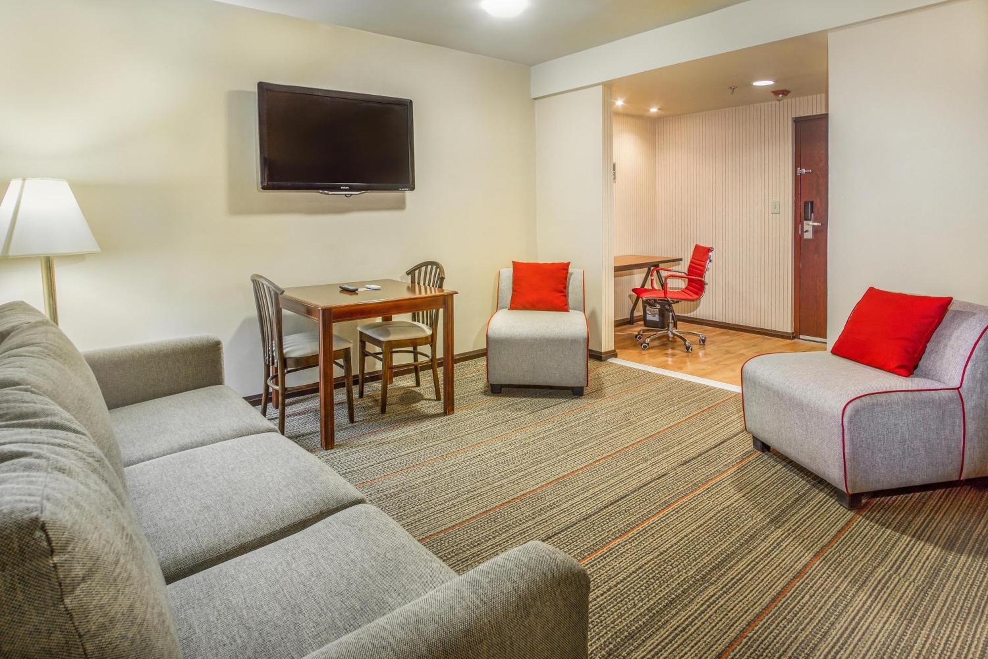 Four Points By Sheraton Saltillo Exteriér fotografie